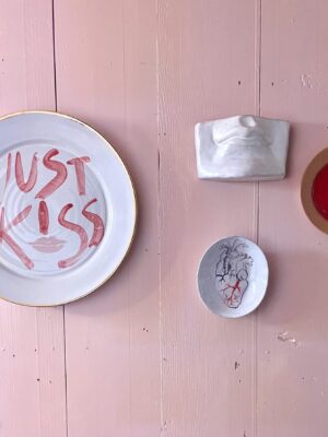 Just Kiss Platter L.