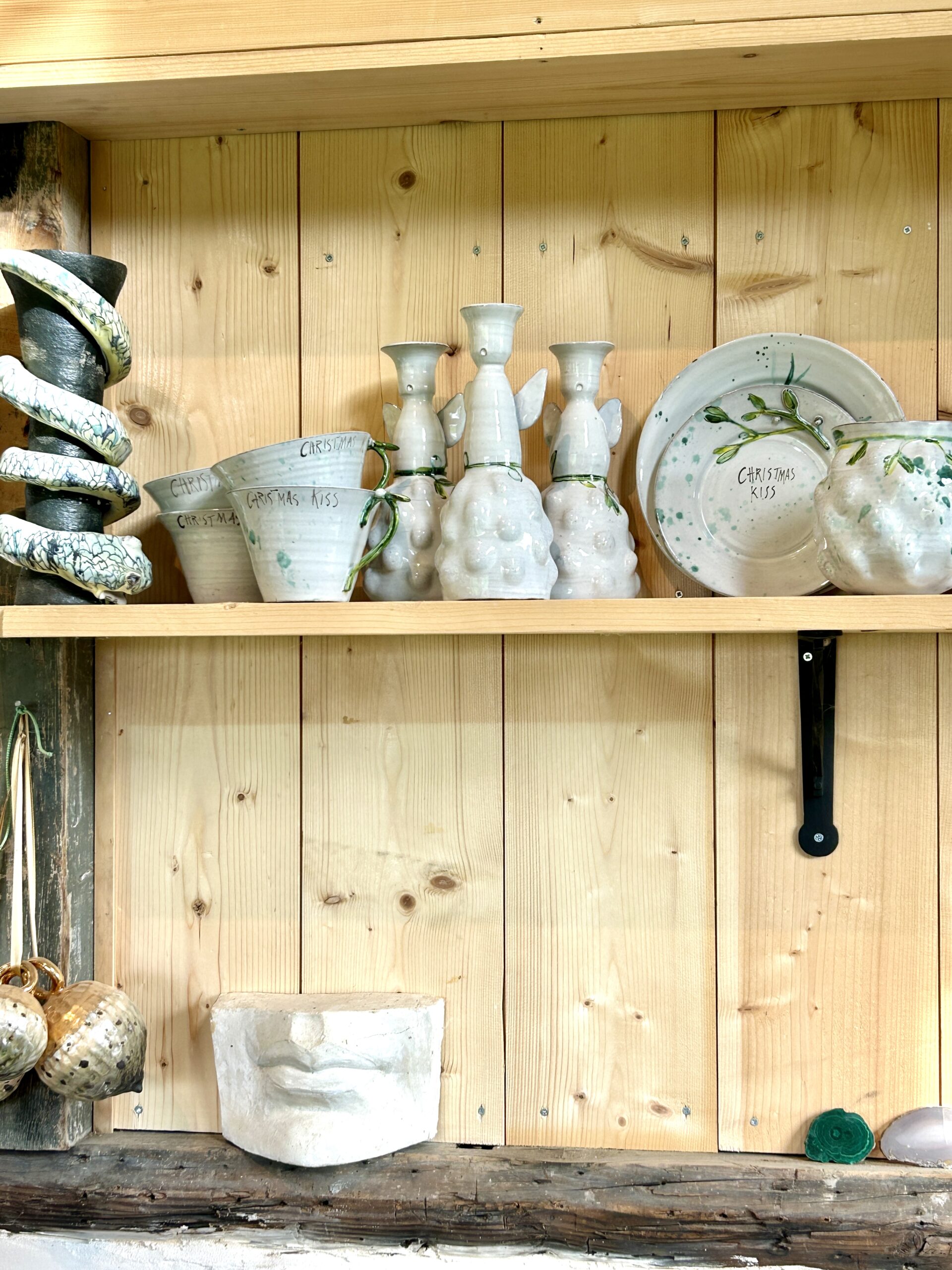 Christmas Kiss Angel L - Image 3