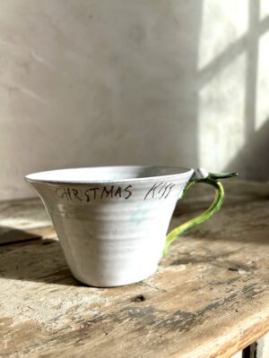 Christmas Kiss Tea cup